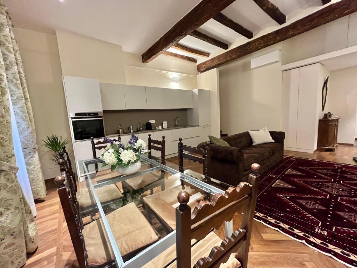 Lovely 2 Bedroom Apartment Nearby Piazza Maggiore Bolonia Exterior foto